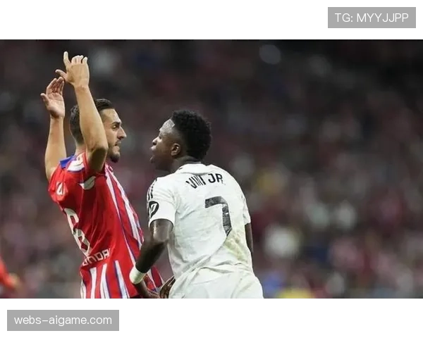 马德里德比冲突事件全回顾：两次红牌与看台投掷物